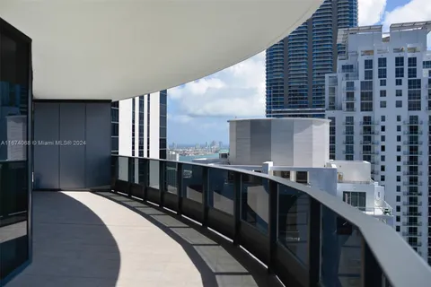 1000 Brickell Plaza # 4002, Miami FL 33131