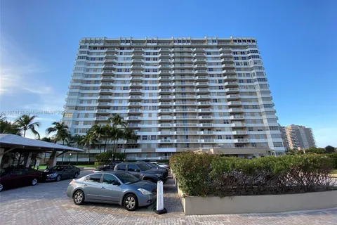 1965 S Ocean Dr # 4D, Hallandale Beach FL 33009