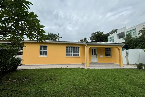 250 Fernwood Rd, Key Biscayne FL 33149