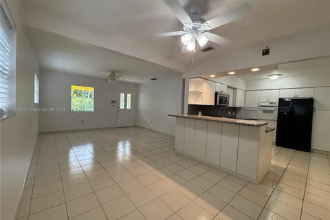 250 Fernwood Rd, Key Biscayne FL 33149