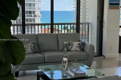 2049 S Ocean Dr # 1010, Hallandale Beach FL 33009