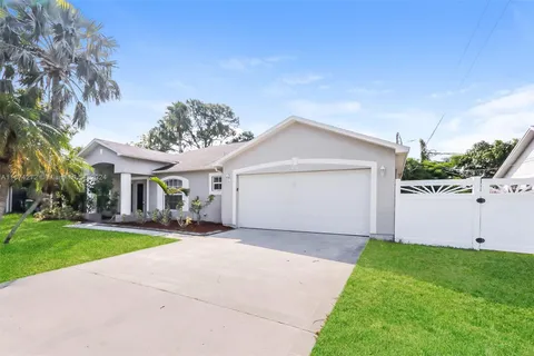 2452 SE Sapelo Ave, Port St. Lucie FL 34952