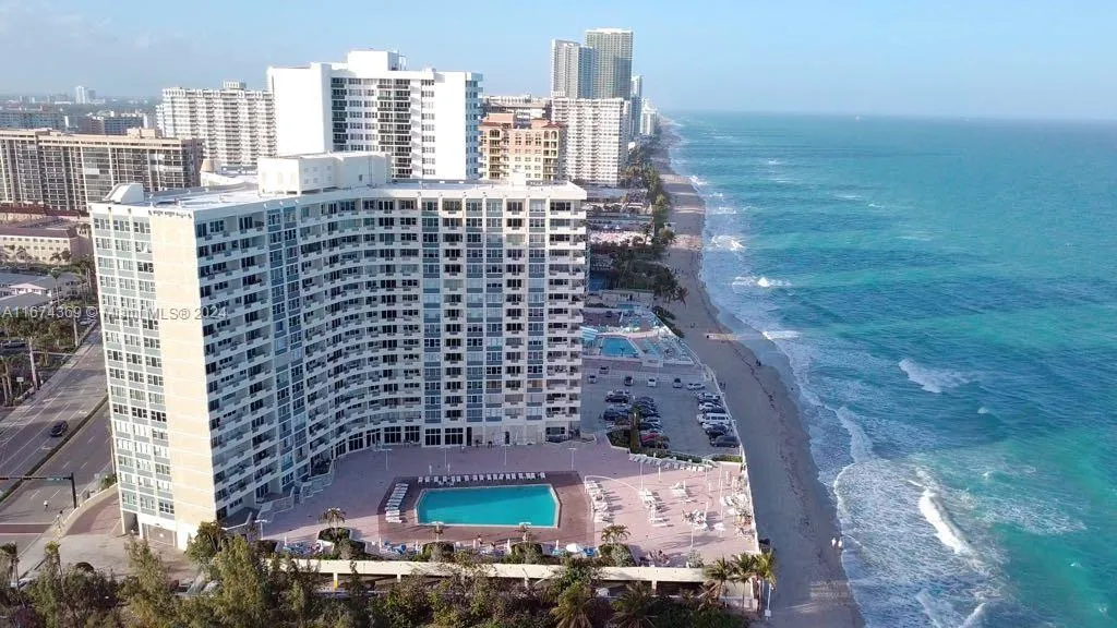 3180 S Ocean Dr # 1617, Hallandale Beach FL 33009