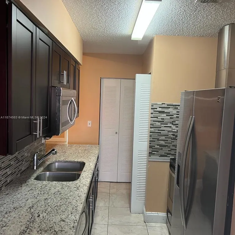 18336 NW 68th Ave # J, Hialeah FL 33015