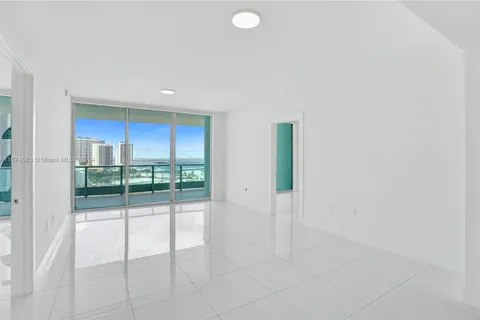 900 Biscayne Blvd # 1808, Miami FL 33132