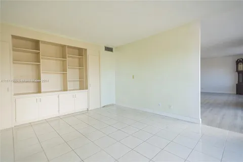 2500 E Las Olas Blvd # 406, Fort Lauderdale FL 33301