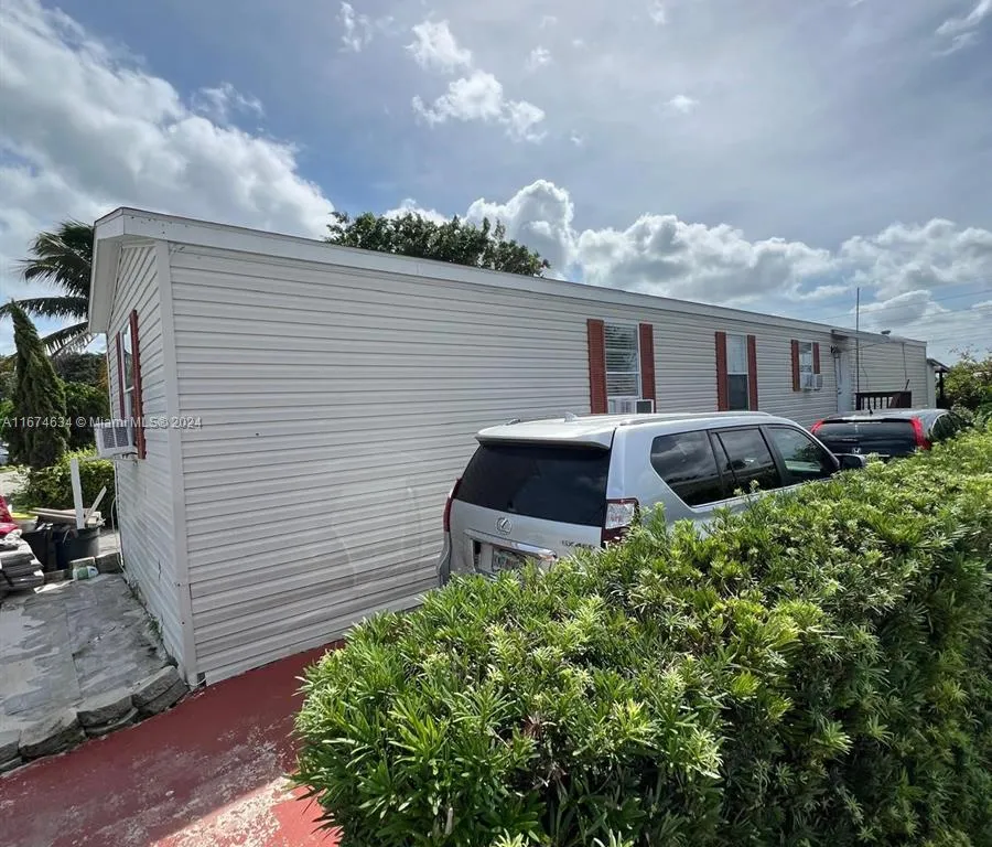 25522 SW 129th Ct Princeton, Homestead FL 33032