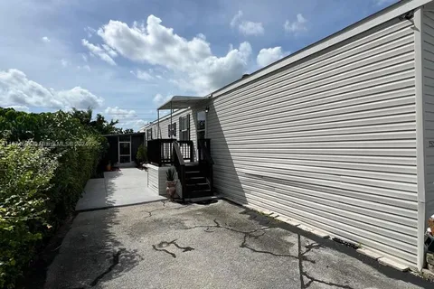 25522 SW 129th Ct Princeton, Homestead FL 33032