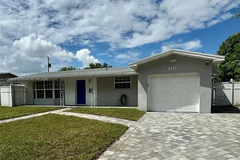 110 SW 65th Way, Pembroke Pines FL 33023