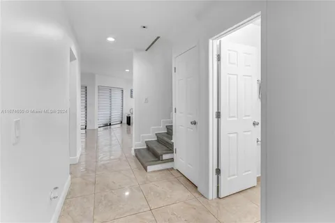 1613 Cypress Pointe Dr # 1613, Coral Springs FL 33071