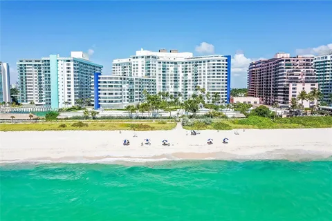 5161 Collins Ave # 1003, Miami Beach FL 33140