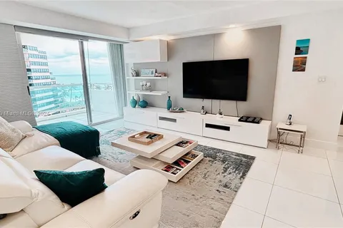 5161 Collins Ave # 1003, Miami Beach FL 33140