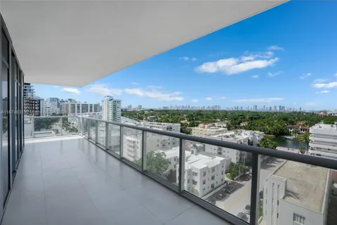 3737 Collins Ave # 1003, Miami Beach FL 33140