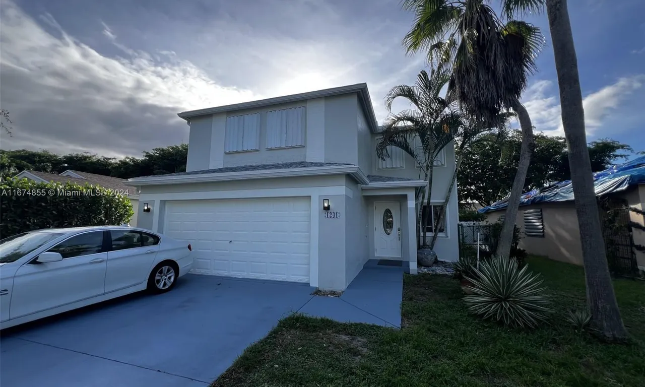 1241 SW 46th Way, Deerfield Beach FL 33442