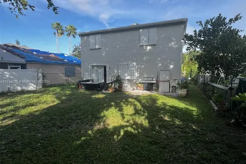 1241 SW 46th Way, Deerfield Beach FL 33442