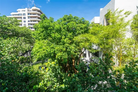 161 CRANDON BL # 319, Key Biscayne FL 33149