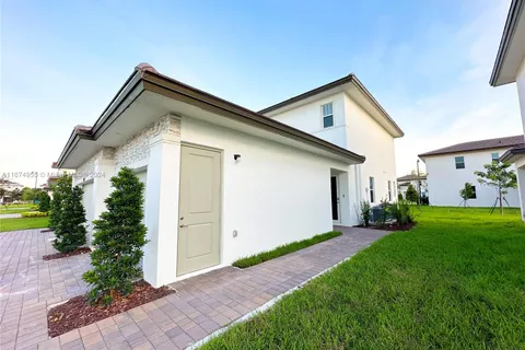 12308 SW 43rd Street, Davie FL 33330