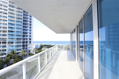 100 S POINTE DR # 810, Miami Beach FL 33139