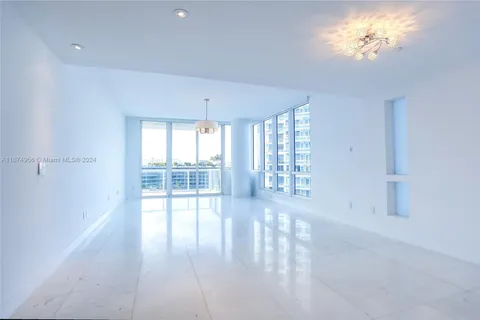 100 S POINTE DR # 810, Miami Beach FL 33139