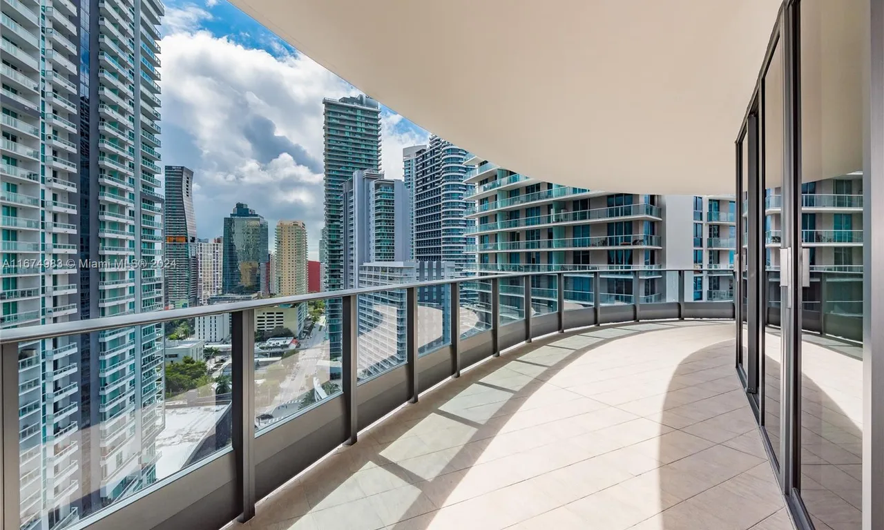 1000 Brickell Plz # 2902, Miami FL 33131