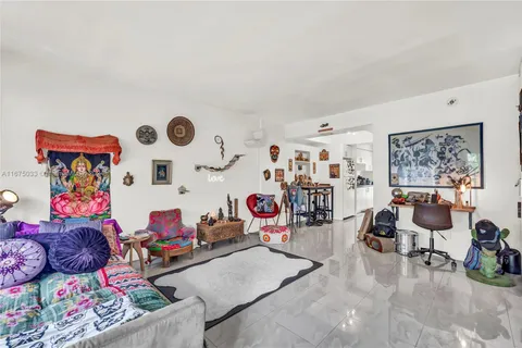 8550 Byron Ave # 2H, Miami Beach FL 33141