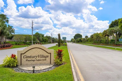 801 SW 138th Ave # 404E, Pembroke Pines FL 33027