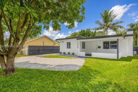 2458 Rodman St # A, Hollywood FL 33020