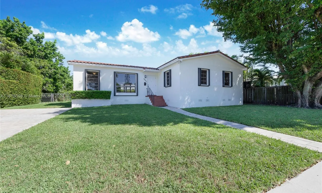 8451 SW 29th St, Miami FL 33155