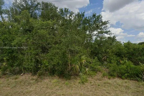 2304 irving avenue, Lehigh Acres FL 33920