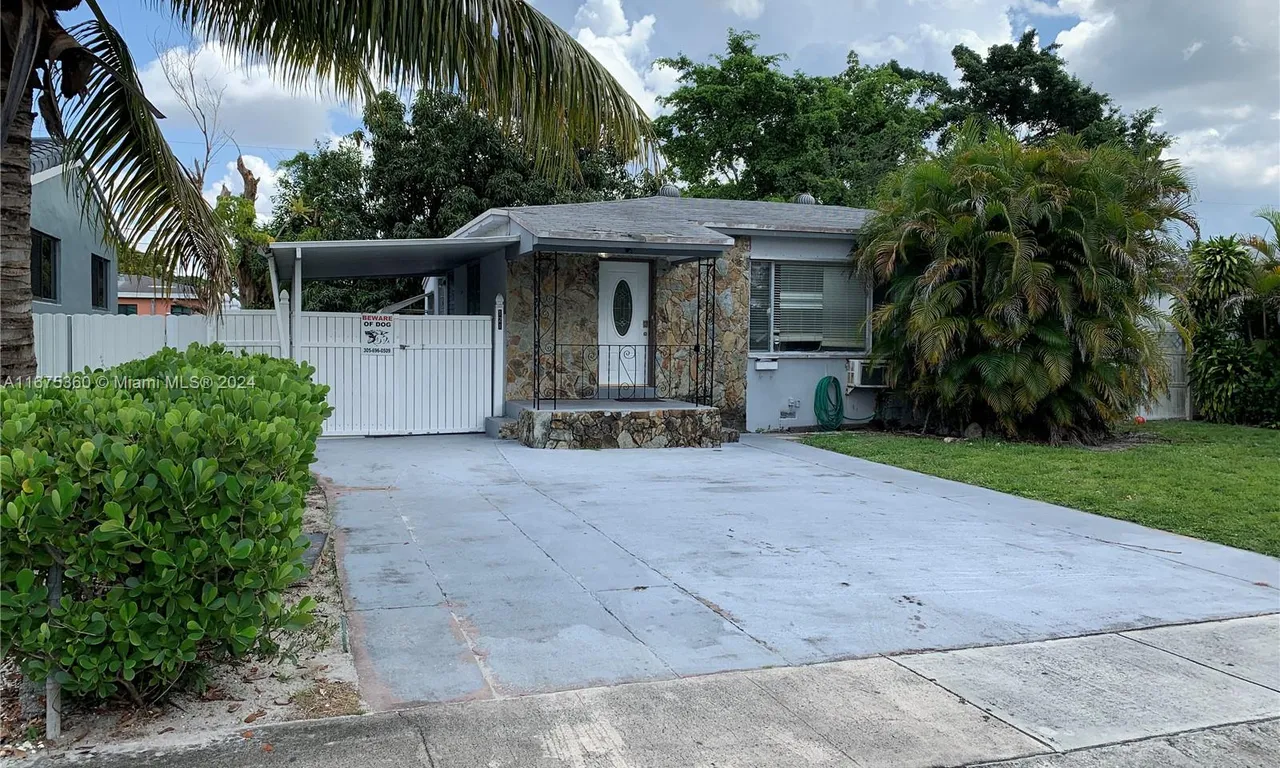 121 NE 169th Ter, North Miami Beach FL 33162