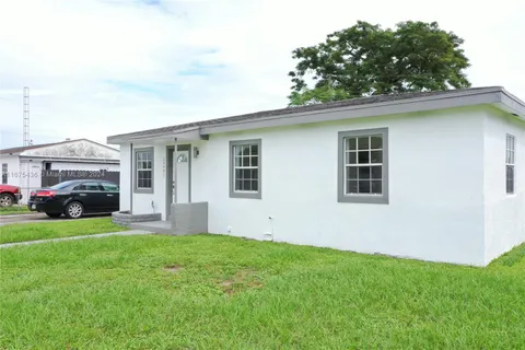 15401 NW 29th Ct, Miami Gardens FL 33054