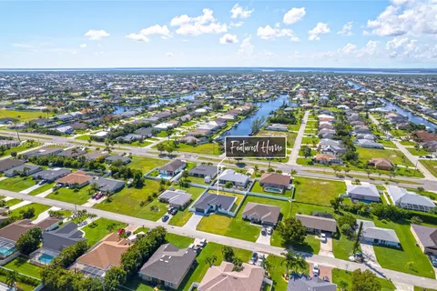 3920 SW 20th PL, Cape Coral FL 33914