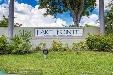 212 Lake Pointe Dr # 210, Oakland Park FL 33309