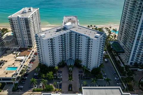 3001 S Ocean Dr # 607, Hollywood FL 33019