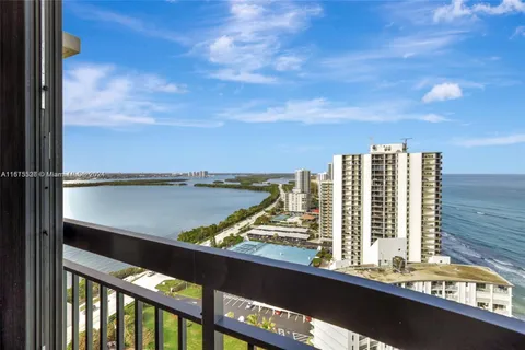 5380 N Ocean Dr # 20J, Singer Island FL 33404