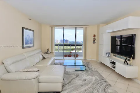 3530 Mystic Pointe Dr # 2308, Aventura FL 33180