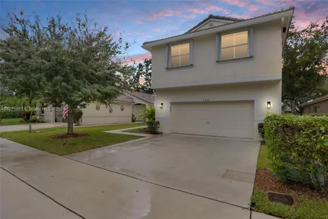 5406 NW 49th Ct, Coconut Creek FL 33073