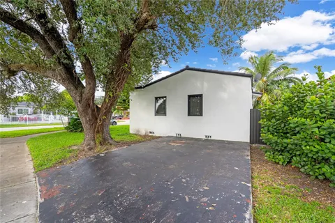 3301 NW 14th Ter, Miami FL 33125