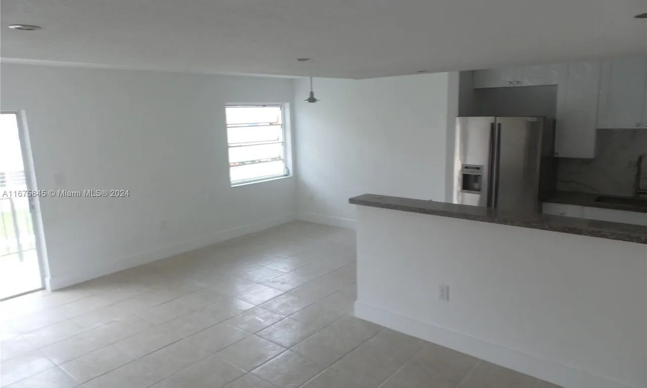 399 NW 72nd Ave # 209, Miami FL 33126