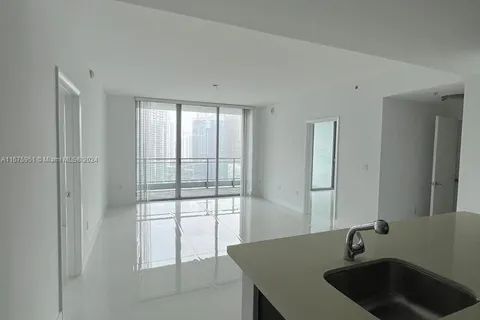 90 SW 3rd St # 3501, Miami FL 33130