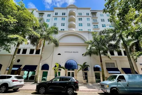 50 Menores Ave # 809, Coral Gables FL 33134