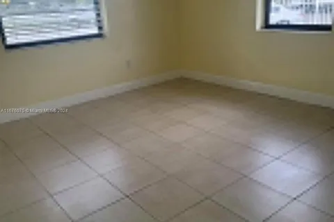 1290 NW 120th St # 1, North Miami FL 33167