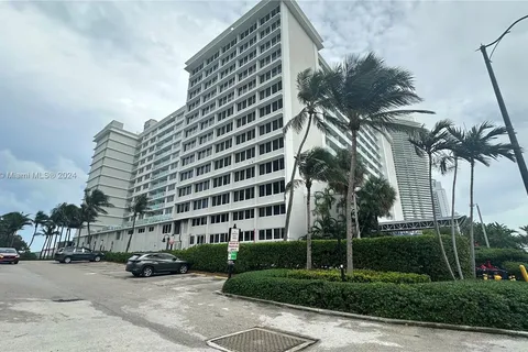 19201 Collins Ave # 628, Sunny Isles Beach FL 33160