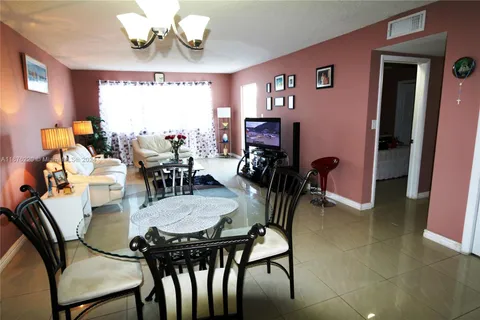 6940 NW Miami Gardens Dr # 430, Hialeah FL 33015