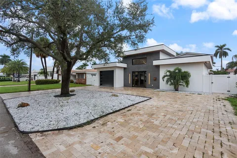 259 Lombardy Ave, Lauderdale By The Sea FL 33308