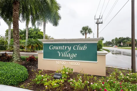 16100 Golf Club Rd # 312, Weston FL 33326