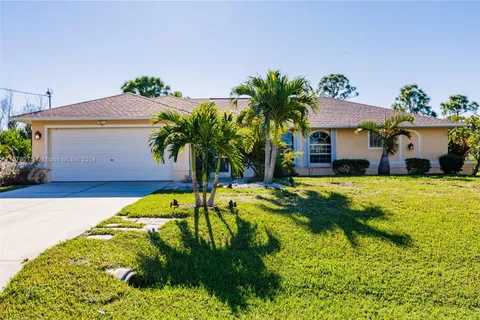 5225 Anchorage DR, Cape Coral FL 33956