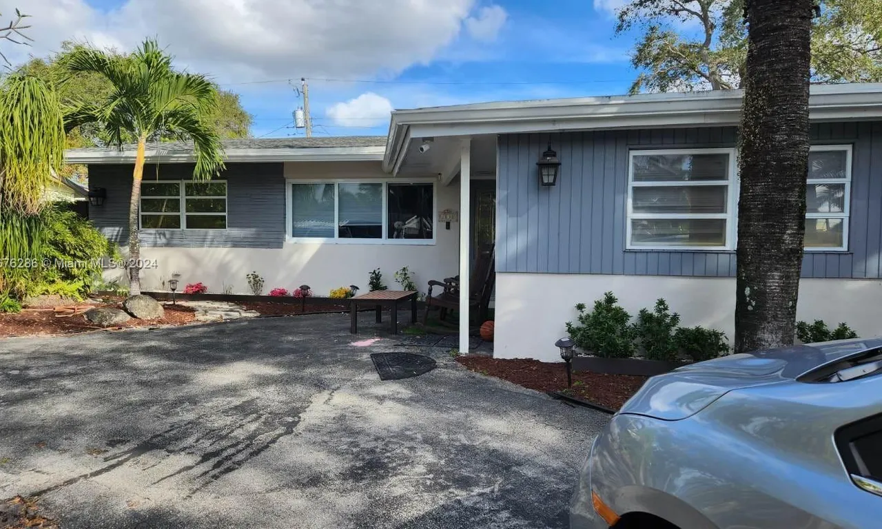 2131 N 57th Ter, Hollywood FL 33021