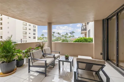 10175 Collins Ave # 103, Bal Harbour FL 33154