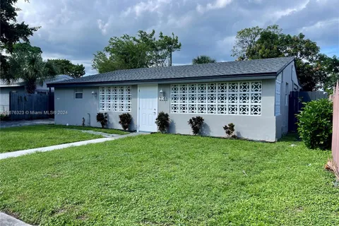 3161 NW 4th St, Lauderhill FL 33311